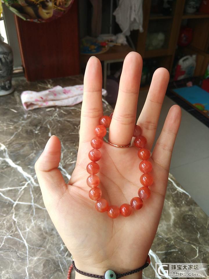 新入的冰飘，自己觉得超级美丽呢_南红手链