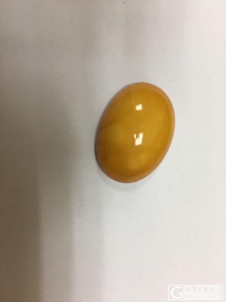 偶尔邂逅的一枚老蜜，屯了好久，最近让甲山镶嵌了戒指，很喜欢_蜜蜡镶嵌戒指