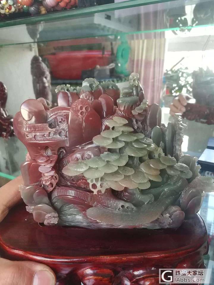 紫绿玛瑙精雕作品走一波_玛瑙观赏石