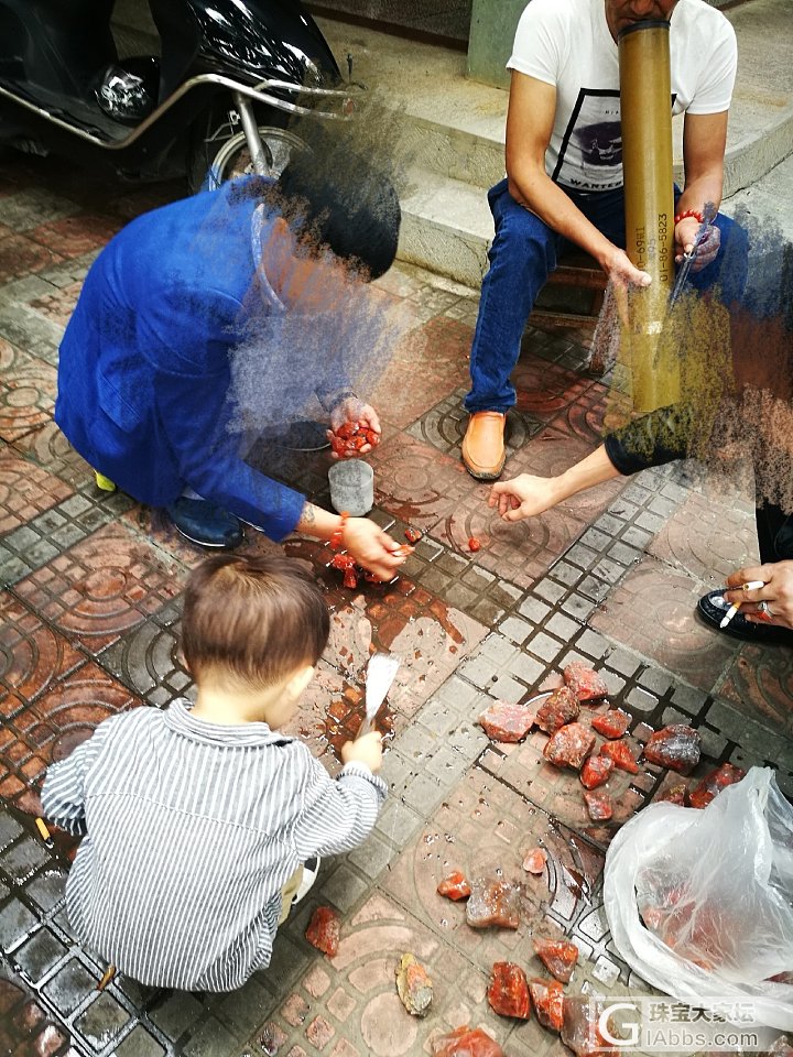切割南红，从娃娃抓起~_南红