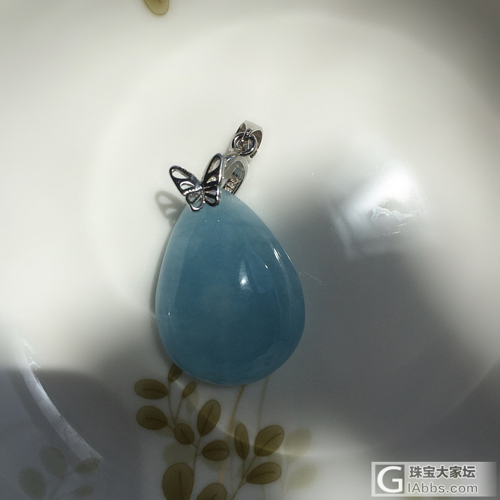 天然水滴不过百_绿幽灵翡翠挂件海蓝宝