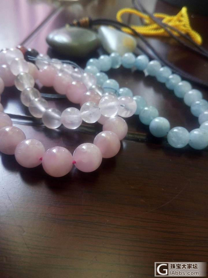 一堆石头，石头一堆_白水晶海蓝宝粉晶珠串水晶