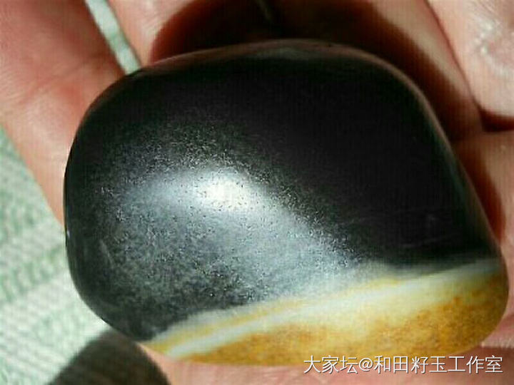 和田籽料墨玉原石_原石和田玉
