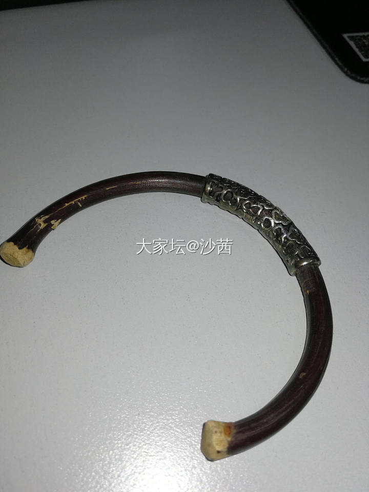 几个饰品坏了，麻烦帮忙看看哪里有修复的~_鸡血藤水晶维修