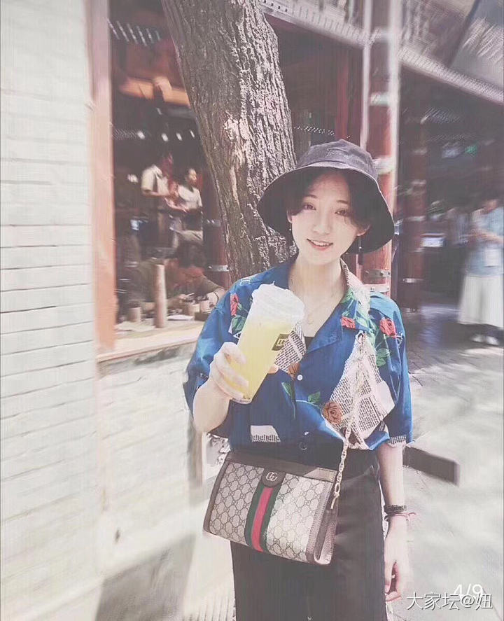 不要相信女人不买包_古驰包包
