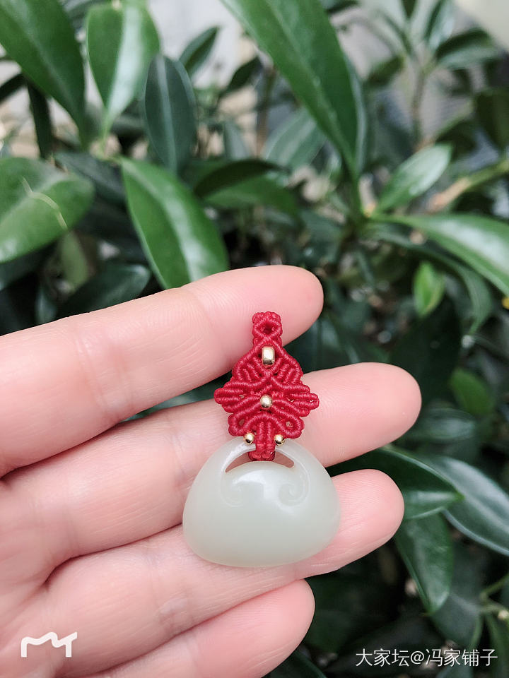 新年红之宝宝锁_挂件和田玉
