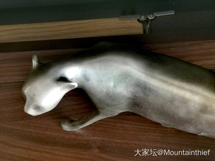 银豹_银器