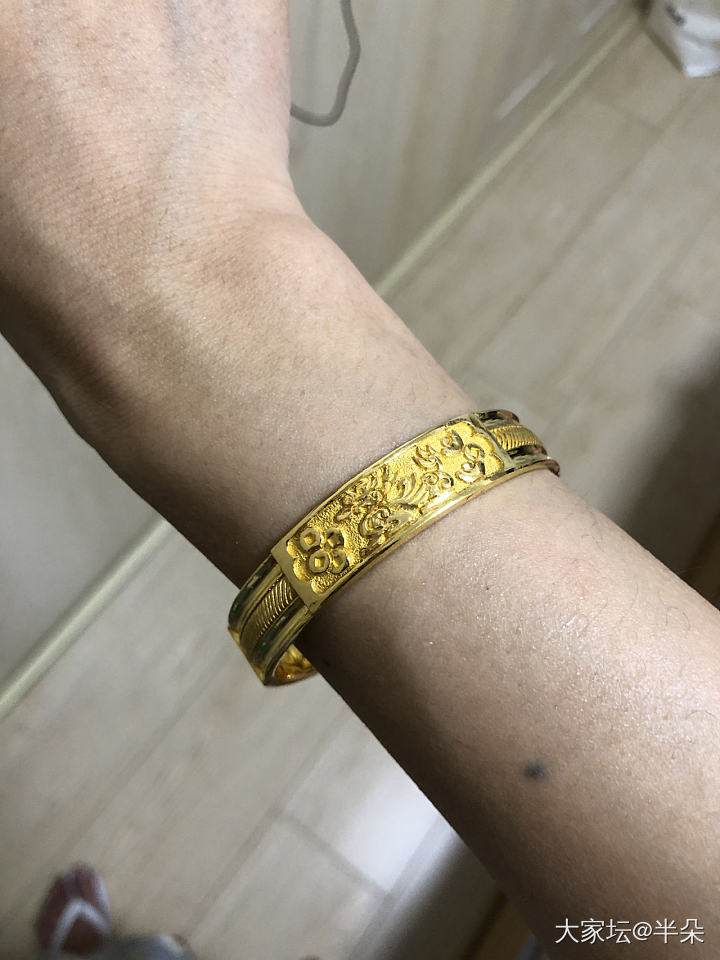 三窗上个手💕_金