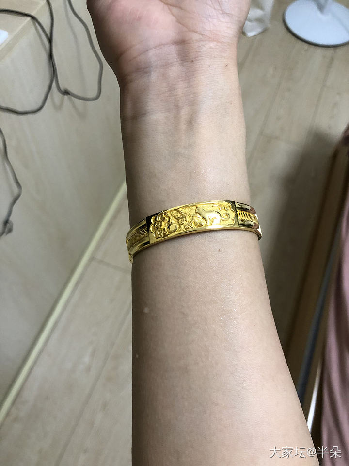三窗上个手💕_金