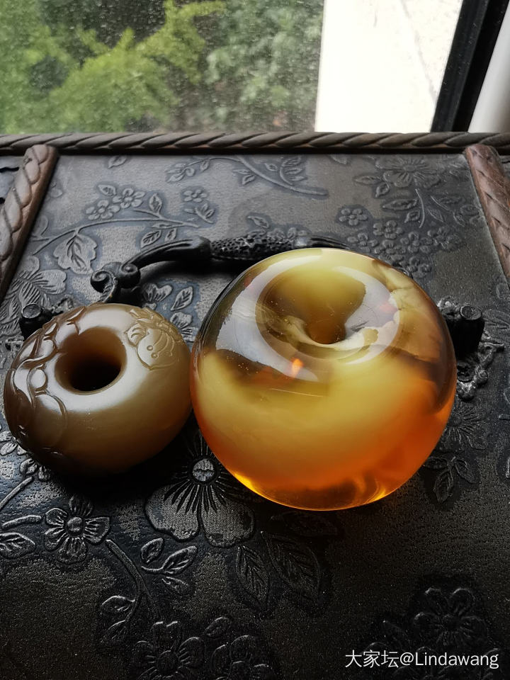 何以解忧，唯有美物与美衣呀😀😀😀_穿搭