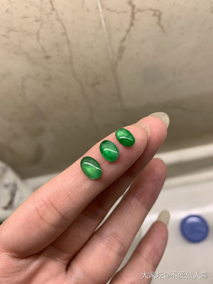 眼屎都快玩儿不起啦_蛋面翡翠