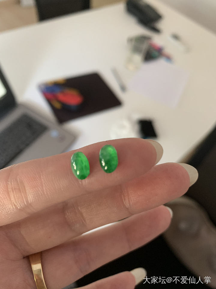 眼屎都快玩儿不起啦_蛋面翡翠