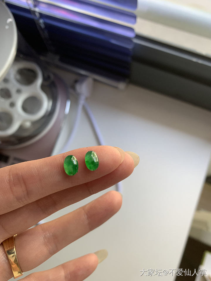 眼屎都快玩儿不起啦_蛋面翡翠
