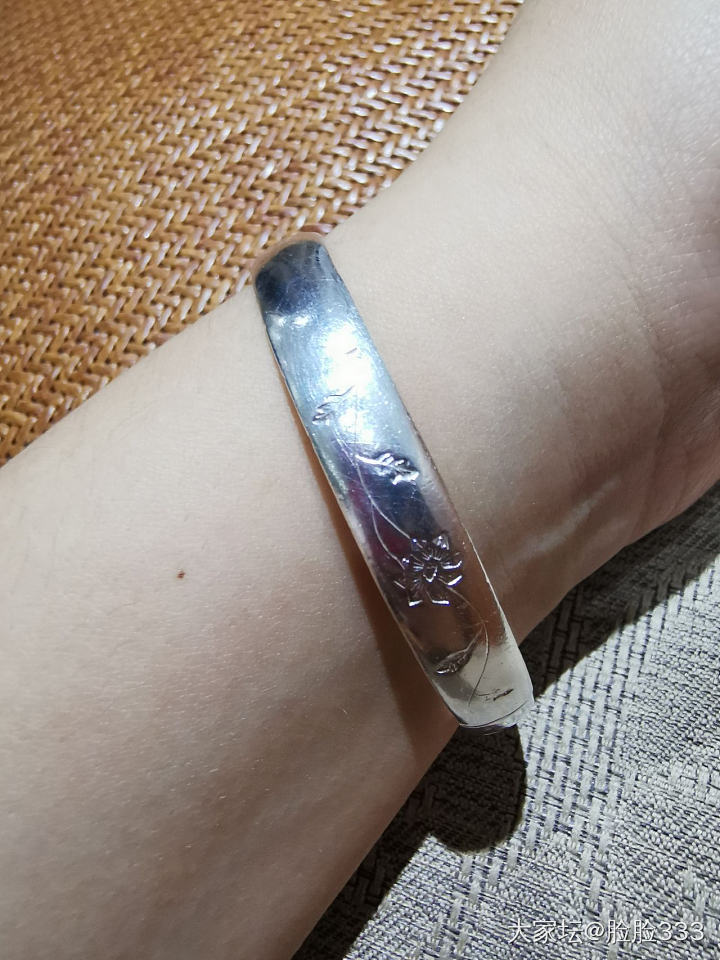 简约的饰品_银