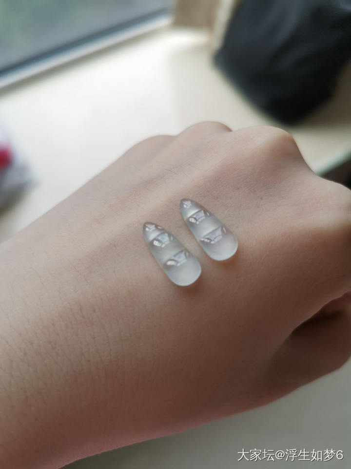 翡翠白冰豆子！_翡翠