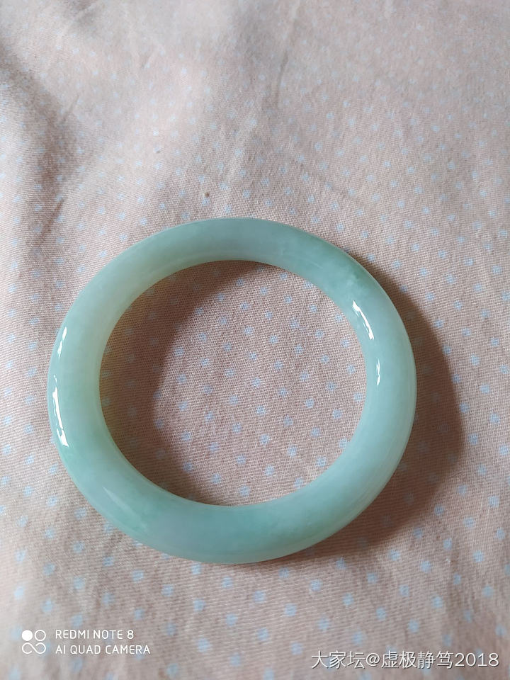 浅绿糯冰翡翠手镯_翡翠