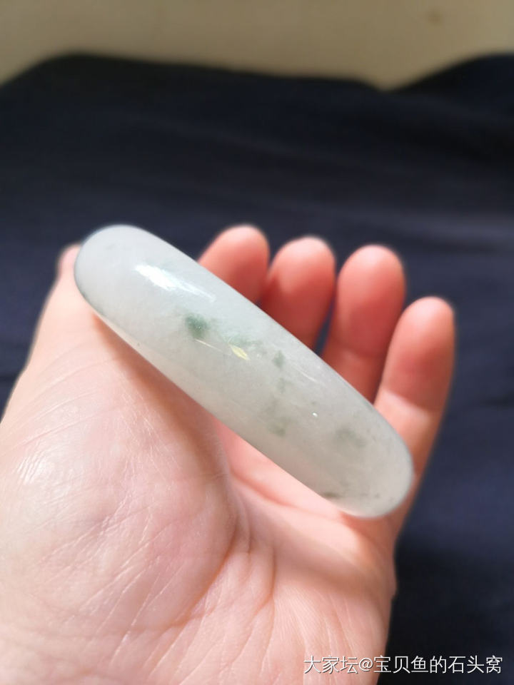 来来来 秀秀你的镯子最美和最丑的样子吧😁_手镯翡翠