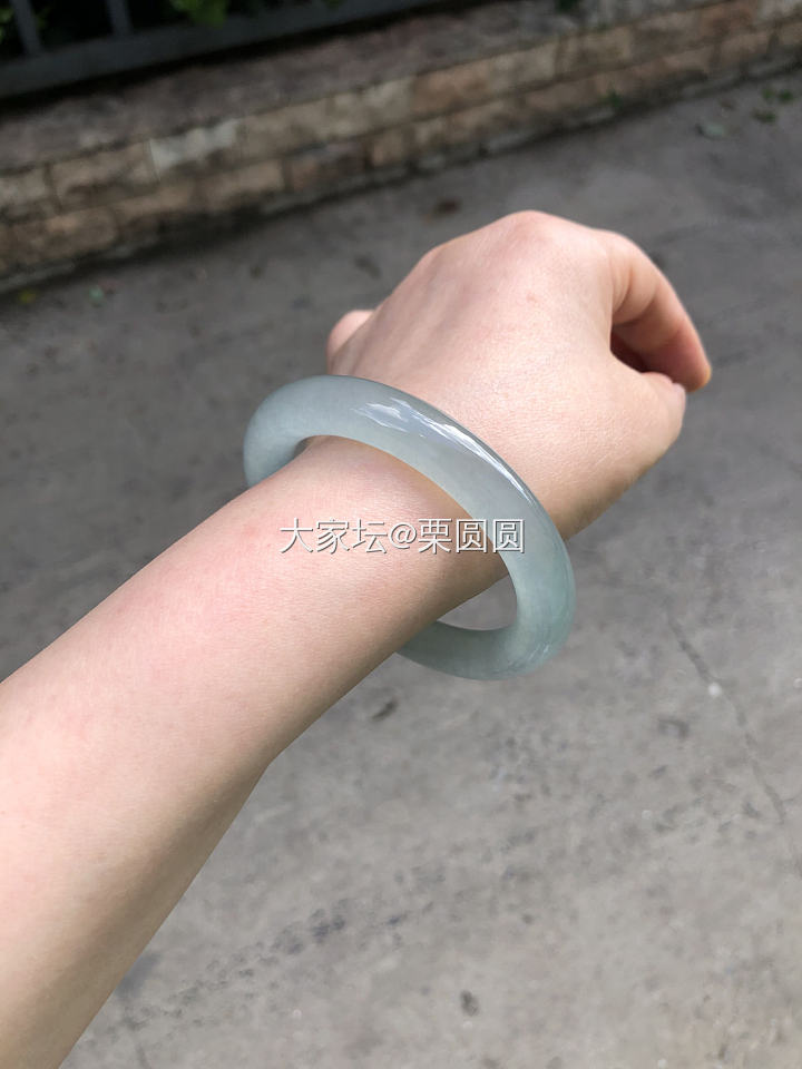 来来来 秀秀你的镯子最美和最丑的样子吧😁_手镯翡翠