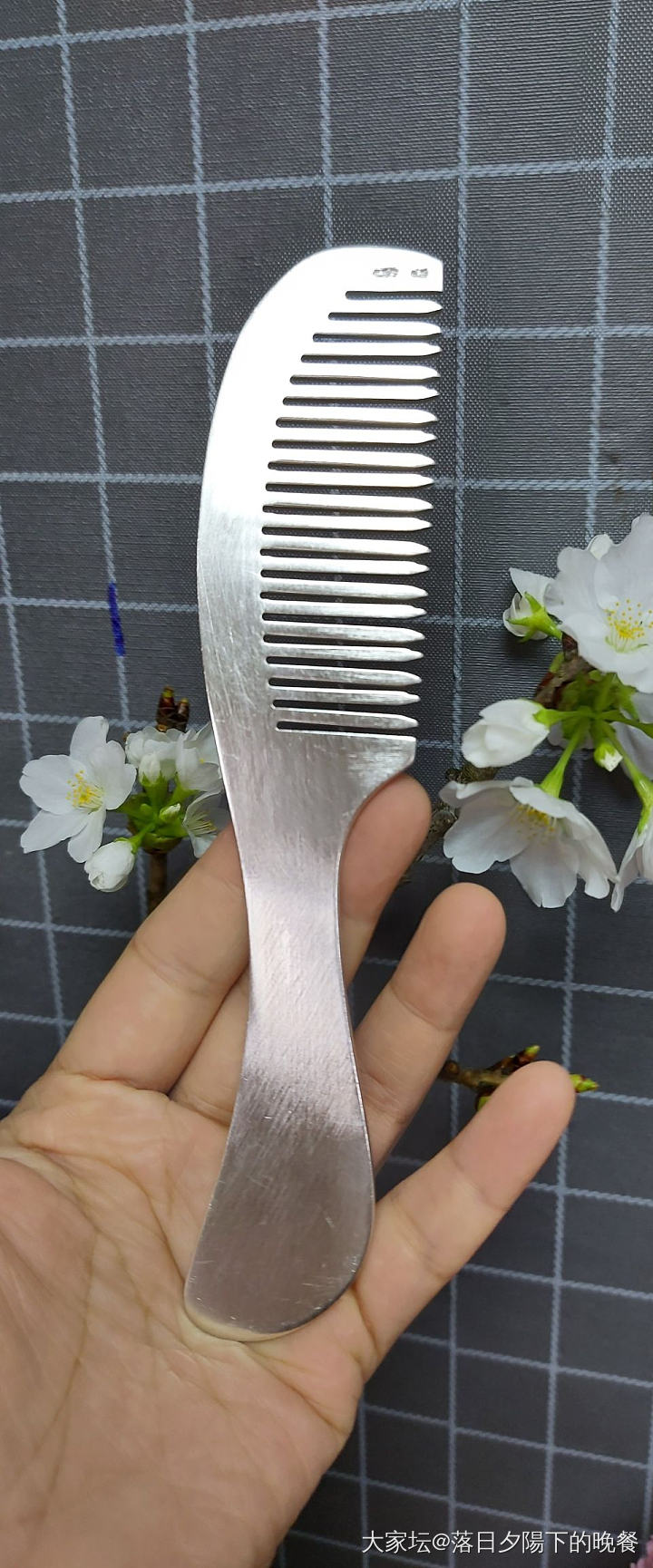 大家入过白银传的东西么_梳子银商户