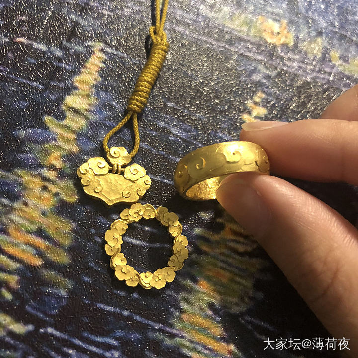秀秀你最喜欢或者最想拔草的金子_匠人吊坠戒指手镯金