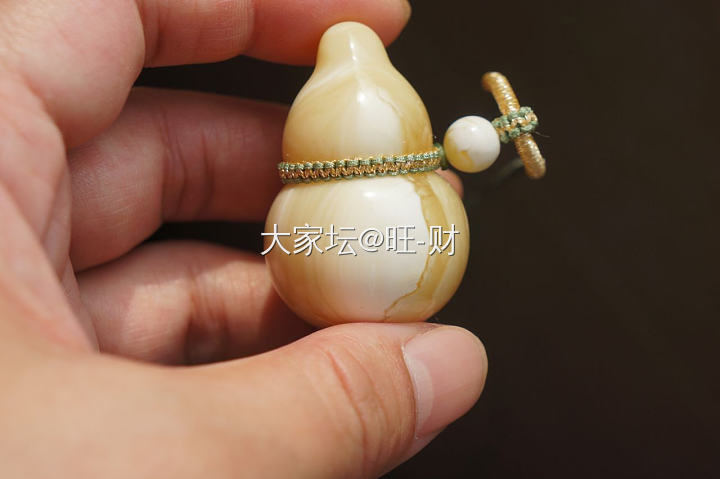 这个坑绝对是个深坑啊_挂件琥珀蜜蜡