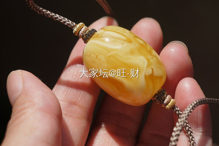 这个坑绝对是个深坑啊_挂件琥珀蜜蜡