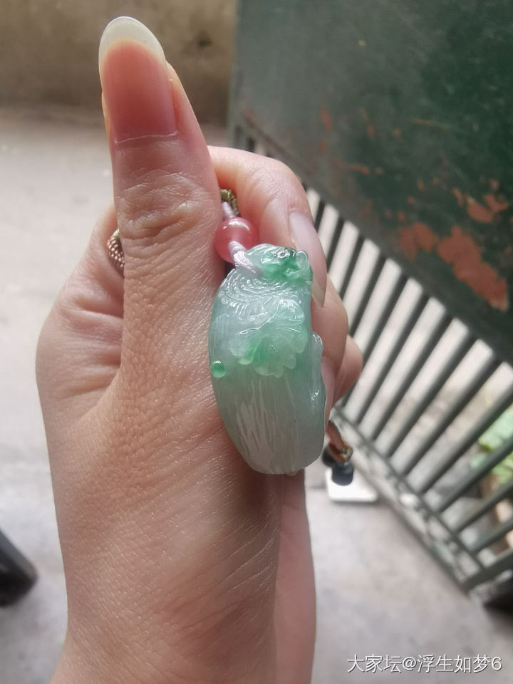 （自刀990出，及时确认的来）出个翡翠蝴蝶吊坠_翡翠