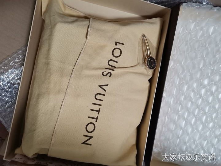 这就叫念念不忘必有回响？_包包