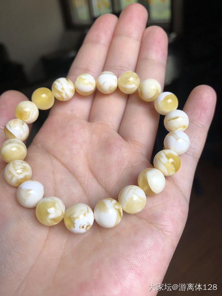 给这个小可爱建个对比贴_珠串琥珀蜜蜡