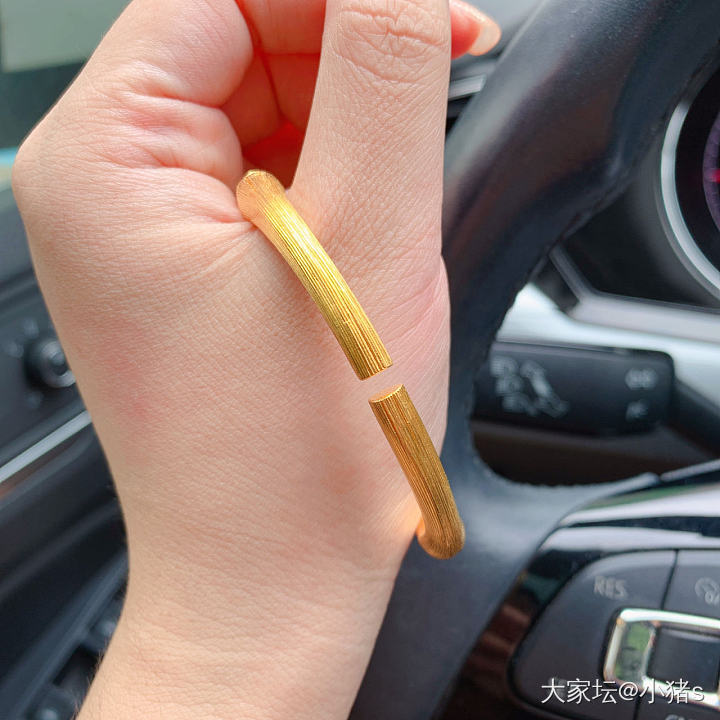 枯竹真美……_手镯金