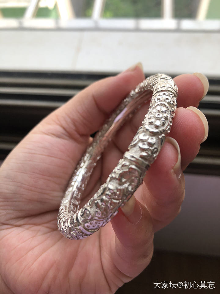 忍不住秀一下我的新欢，潘记八宝，感谢*姐的割爱，拔草成功，开心🥳_雕刻手镯银