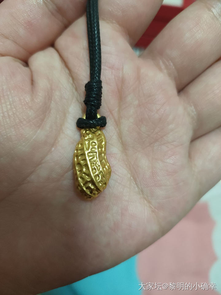 定制的黄金花生和圆牌牌吊坠_金网店商家