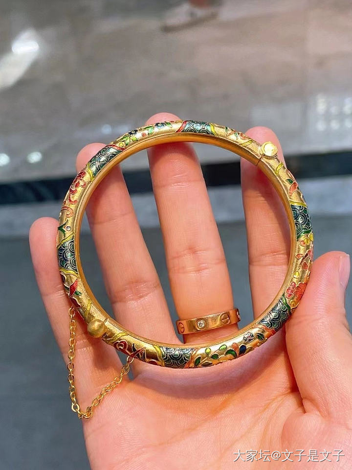 被种草了冯秀宁烧蓝手镯_打金匠人金