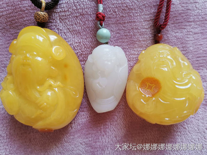 冬天蜜蜡越看越暖和越看越欢喜_琥珀蜜蜡
