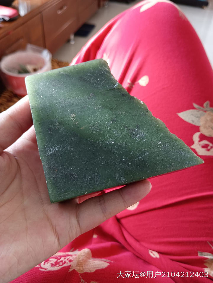 找到个碧玉，是籽么？不知道能做个啥。_原石和田玉