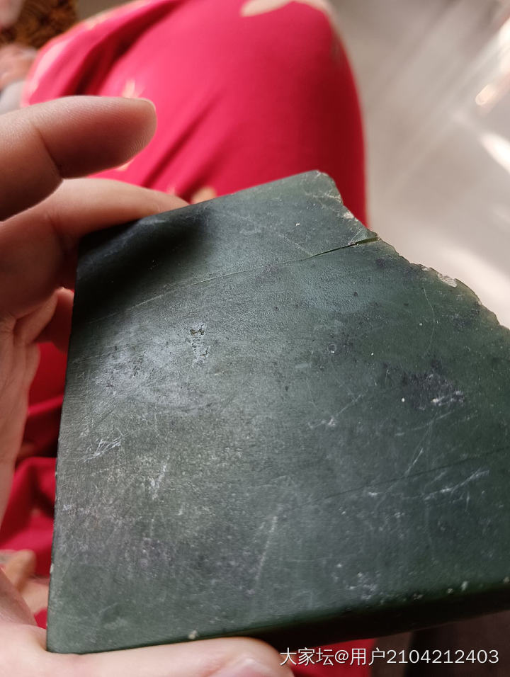 找到个碧玉，是籽么？不知道能做个啥。_原石和田玉