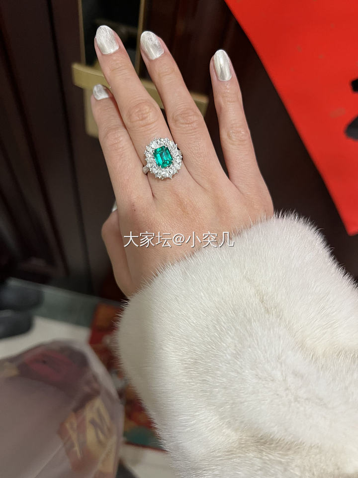 祖母绿入门：一颗小木佐做好啦_名贵宝石