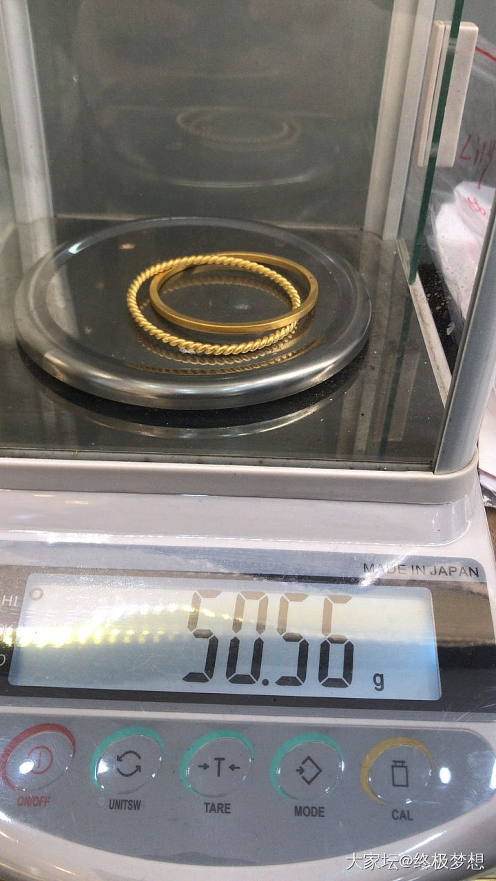 金镯子打好啦    期待收货呀_匠人金