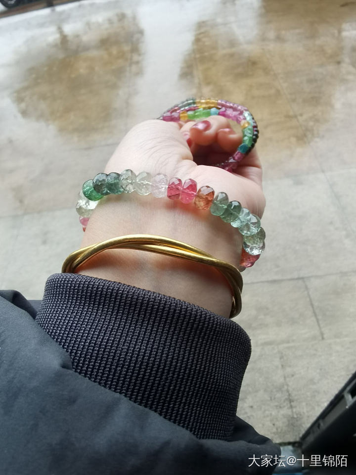 今日右手腕_碧玺金