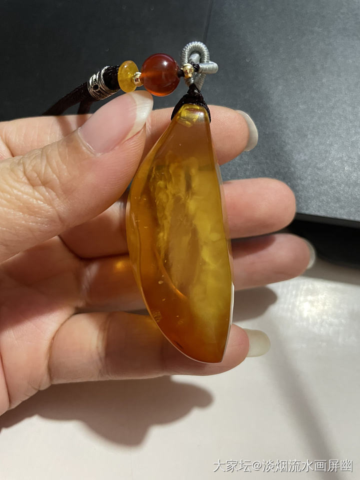 随形琥珀蜜蜡_琥珀蜜蜡