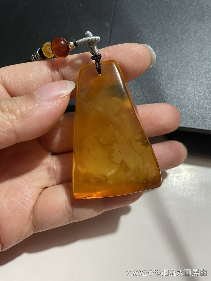 随形琥珀蜜蜡_琥珀蜜蜡