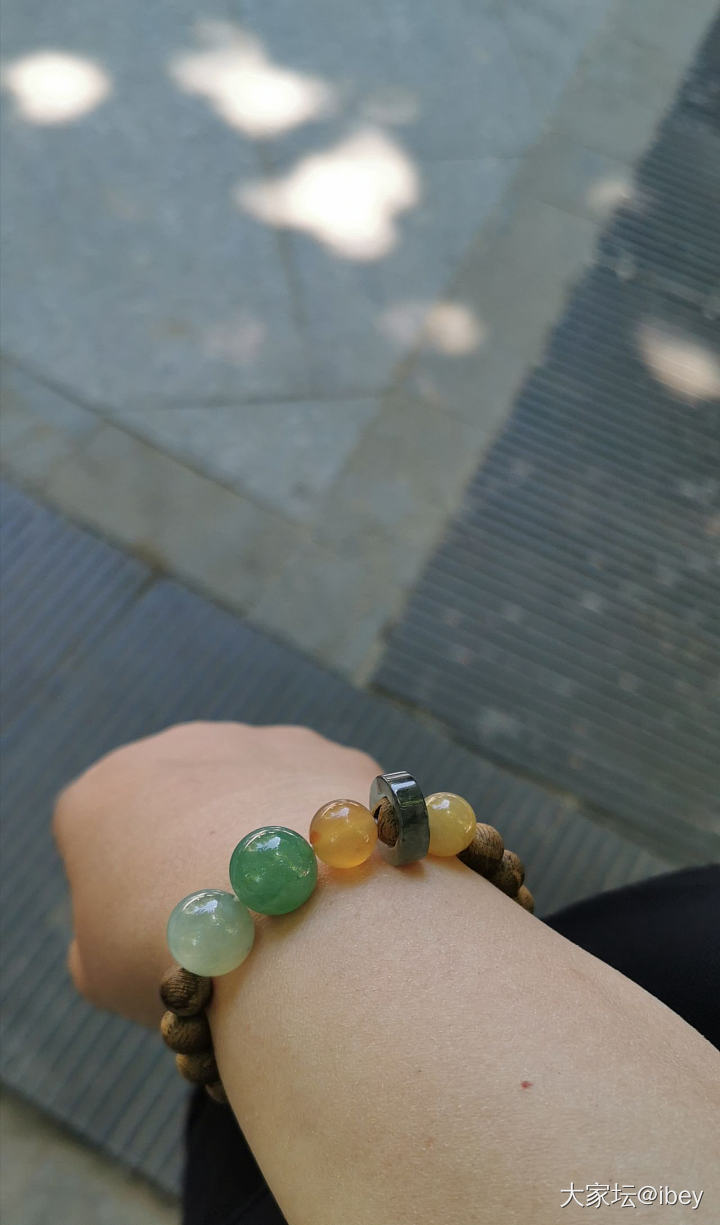 翡翠珠和…_珠串翡翠