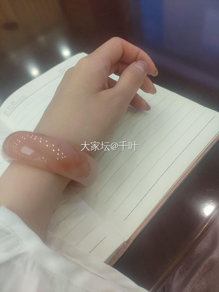 ＃压箱底系列＃坛友们认识这种石头吗_手镯金丝玉