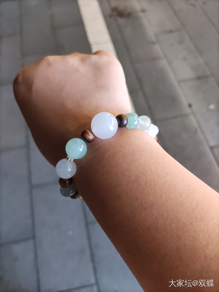 最近喜欢上串珠珠_珠串翡翠