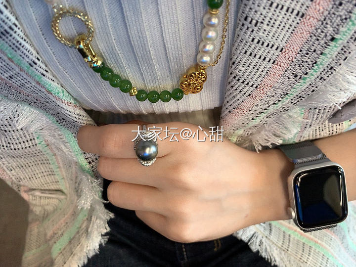 周一好呀😊今天休闲OL风～_搭配珍珠和田玉