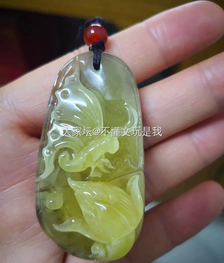 蜜蜡蝶恋花吊坠，原皮！全新哈森小白鞋36码_琥珀蜜蜡