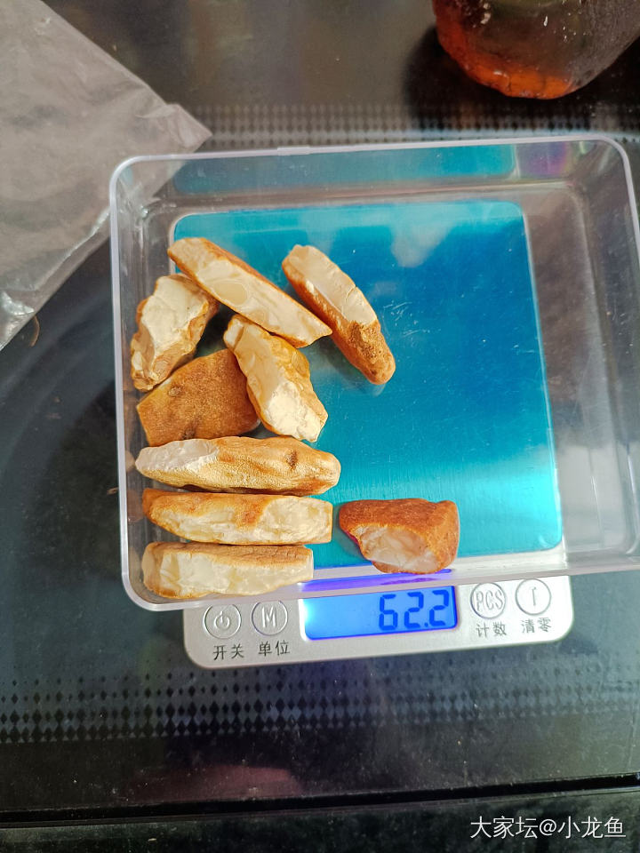 最近收了一堆原石_原石琥珀蜜蜡