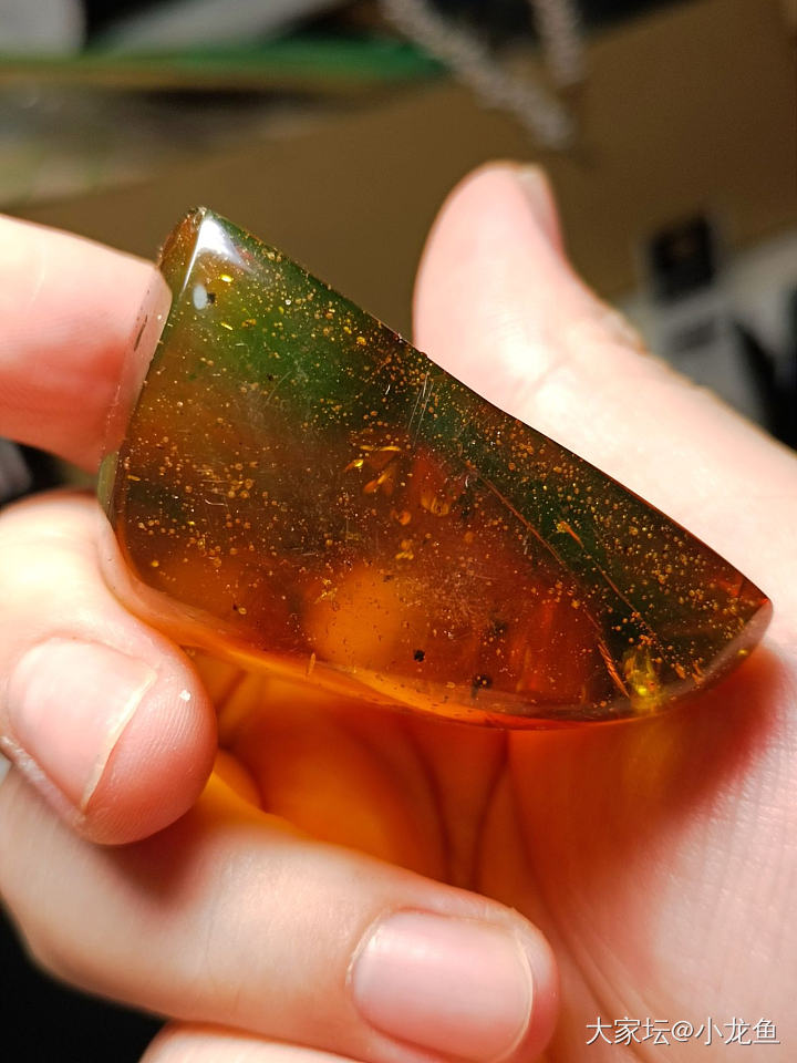 最近收了一堆原石_原石琥珀蜜蜡