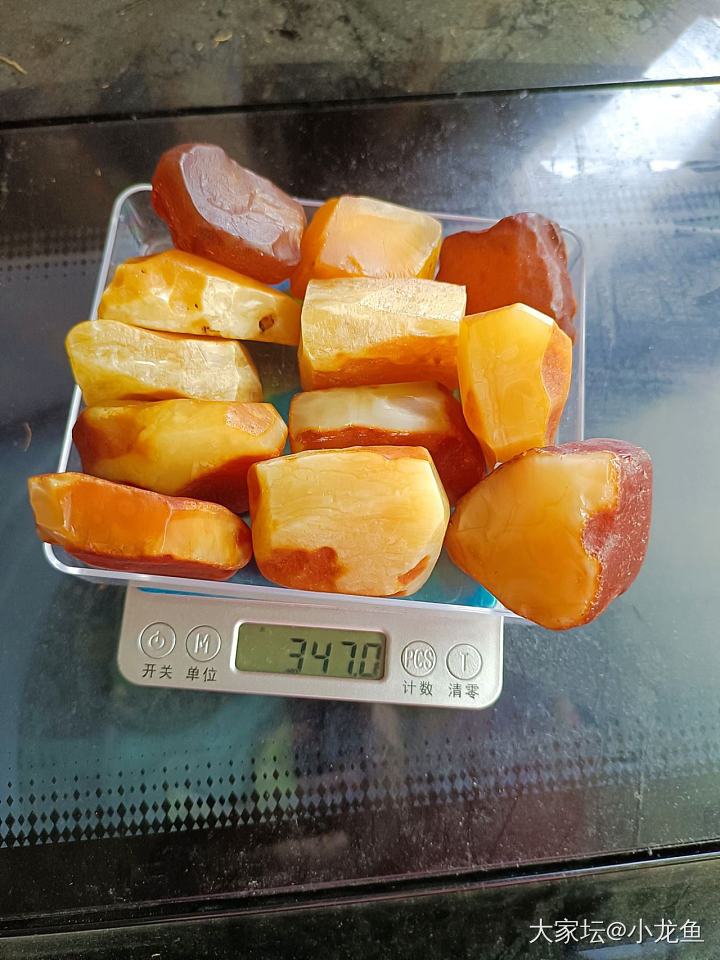最近收了一堆原石_原石琥珀蜜蜡