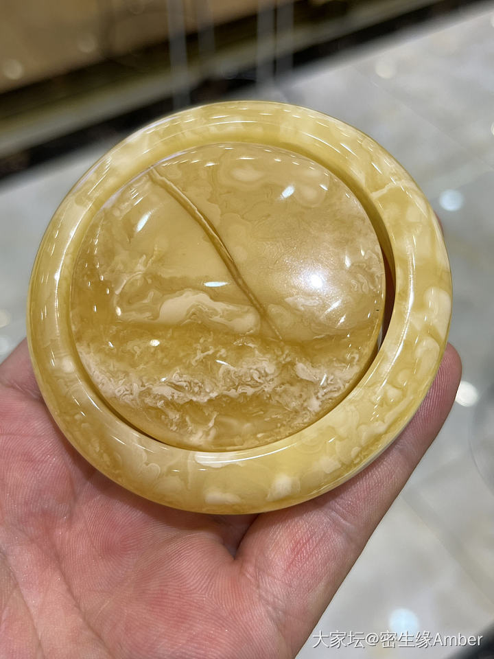 新出两套俄料白花蜜手镯 圈口和宽都一样😄_琥珀蜜蜡